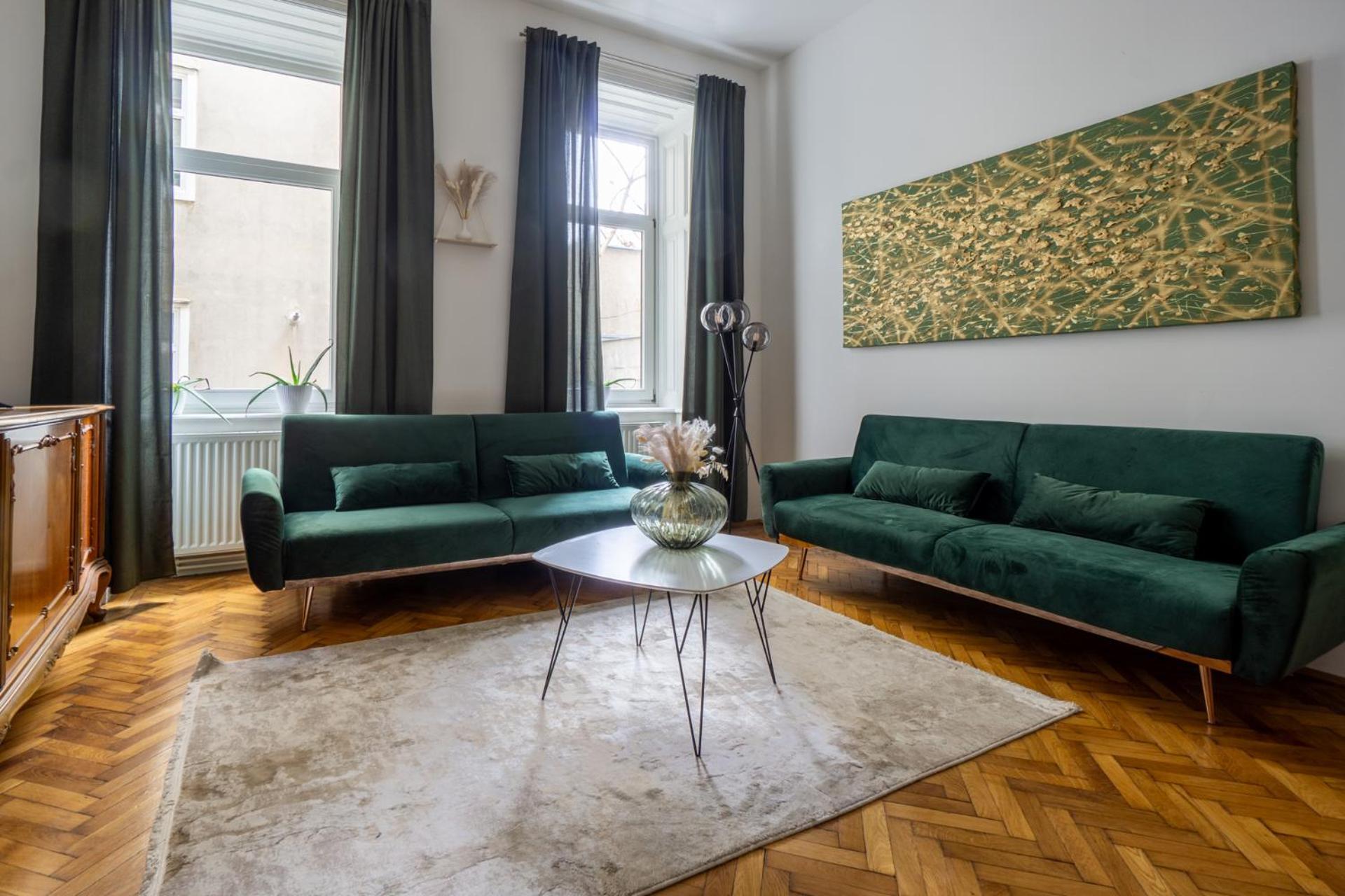 Central Apartment In Viennese Old Building Buitenkant foto