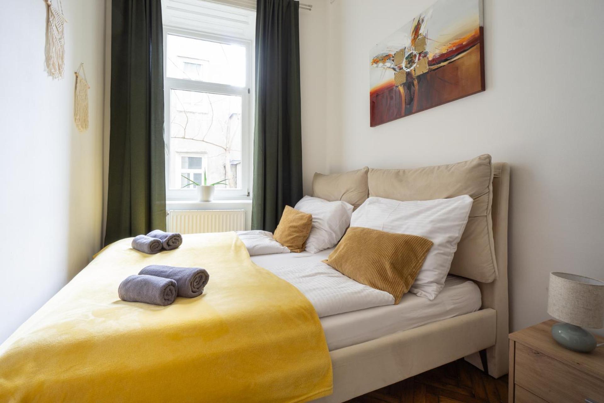 Central Apartment In Viennese Old Building Buitenkant foto