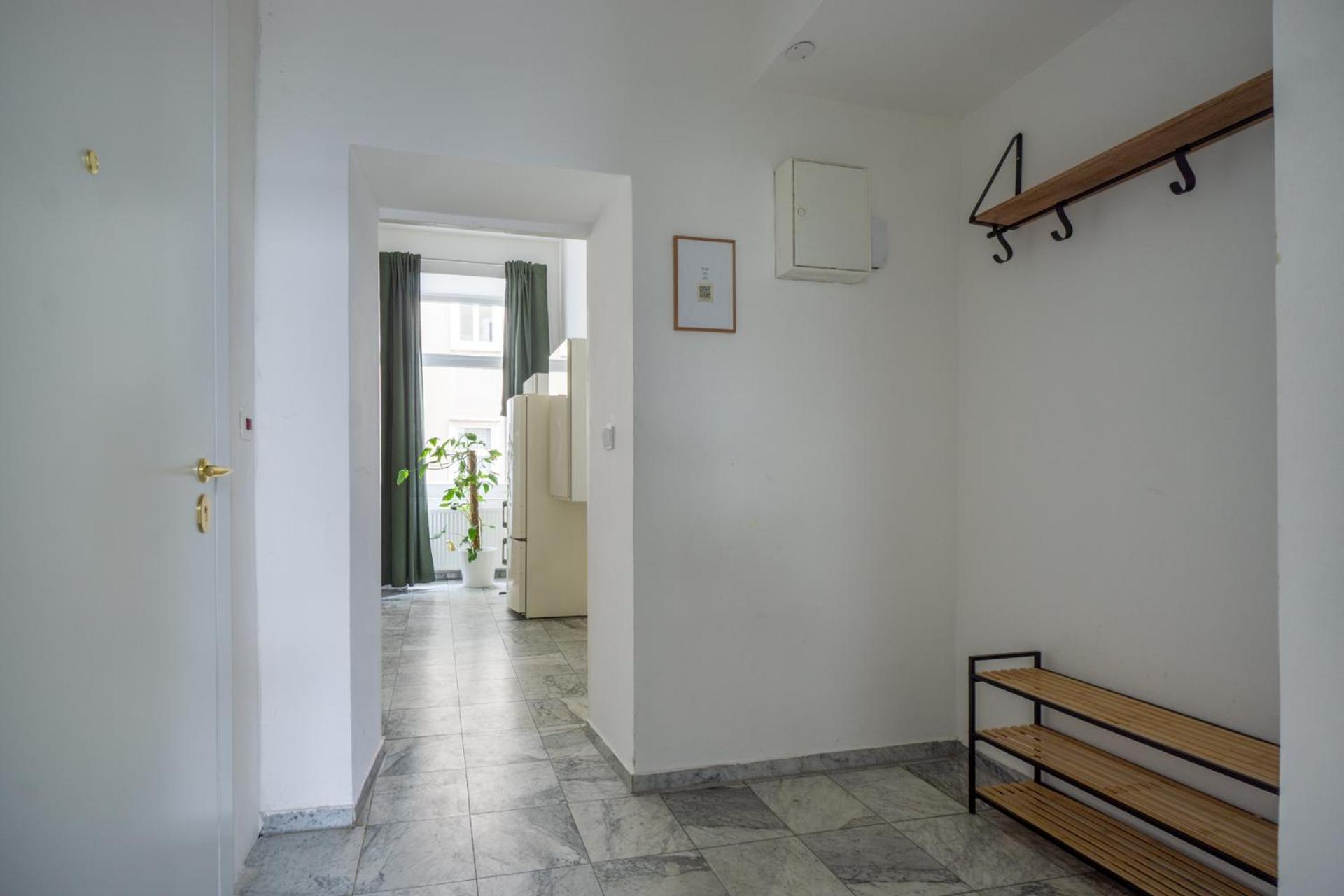 Central Apartment In Viennese Old Building Buitenkant foto