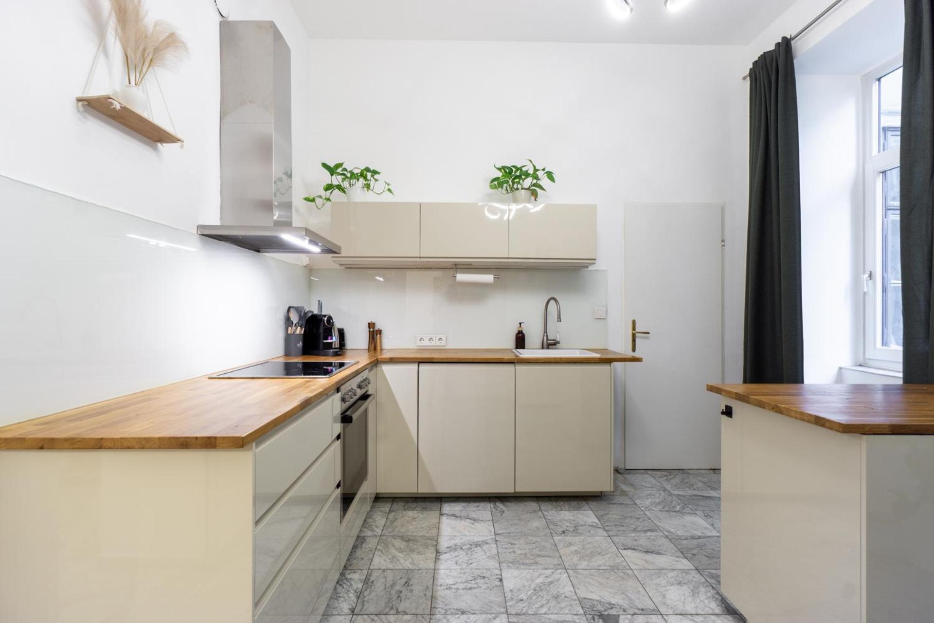 Central Apartment In Viennese Old Building Buitenkant foto